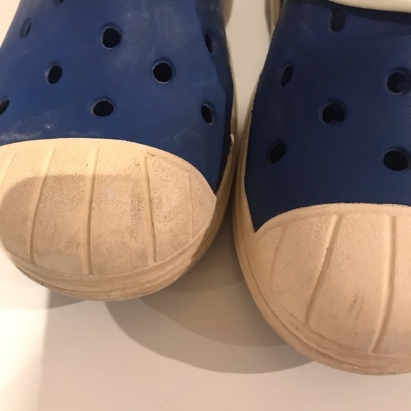 5/15$ Crocs shoes​​ - Picture 3 of 8